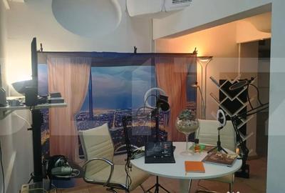 Spațiu comercial, de 259 mp, în Central - 8
