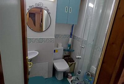 Decomandat cu 2 bai si 2 balcoane la etajul 2 - 5