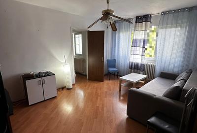 Apartament cu 2 camere, etaj 3/4, zona Alexandru cel Bun - 3