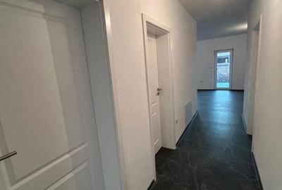 Casă cu 3 camere cu Teren 250 Mp în Central - 5