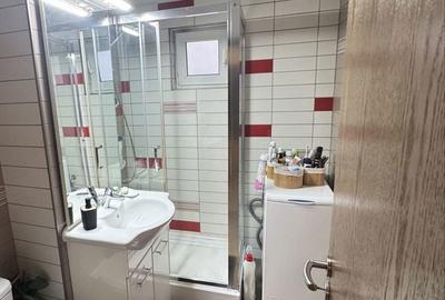 Apartament cu 2 camere decomandat, mobilat în Traian - 5