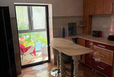 Apartament cu 3 camere decomandat în Micro 14 - 7