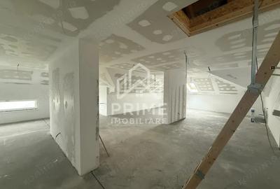 Casă cu 5 camere cu Teren 710 Mp în Ciugud - 2