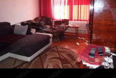 Vand urgent apartament 3 camere Alfa - 1