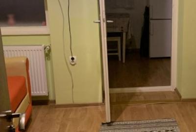 Garsonieră decomandată în Schei - 3