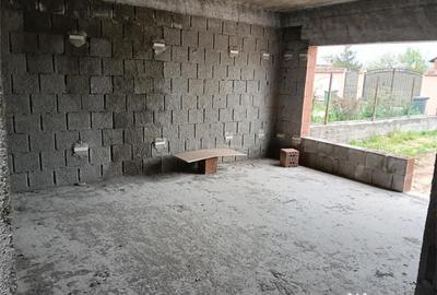 Casă cu 3 camere cu Teren 365 Mp în Mihăilești - 12