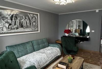 Apartament cu 2 camere decomandat în Petros - 1
