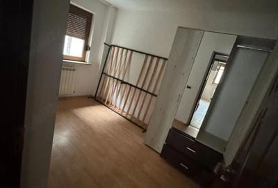Apartament cu 3 camere decomandat în Sud - 5