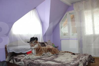 Casă cu 7 camere cu Teren 1580 Mp în Central - 6