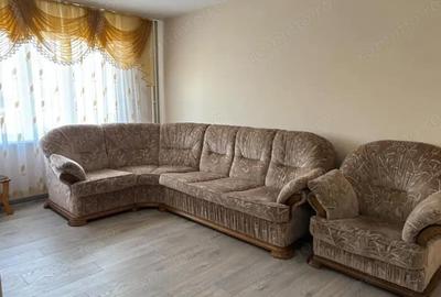 Apartament cu 3 camere în Centrul Civic