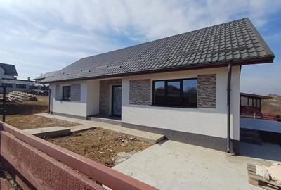 Casa cu 3 camere , Miroslava - 3