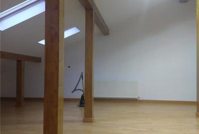 Casă cu 4 camere cu Teren 380 Mp în Dobroești - 6