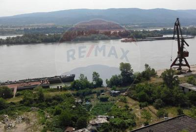 Teren de 4000 mp, în Schela - 4