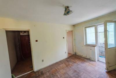 Apartament cu 2 camere semidecomandat în Central - 1