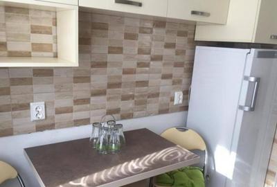 Garsonieră decomandată în Tei