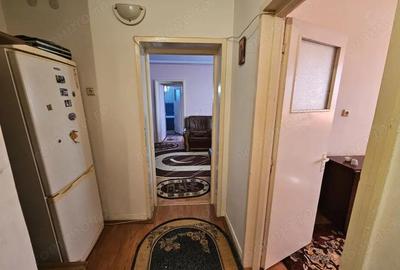 Vanzare apartament 2 camere, situat in zona centrala, str. Slt. M.C. Oancea - 5