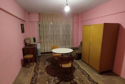 Apartament trei camere, decomandat, balcon, etaj 4 din 10, Narcisa - 5
