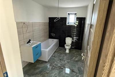 Casă individuală cu 4 camere cu Canalizare în Tomești - 2