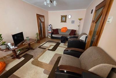 Apartament cu 2 camere, mobilat în Alfa