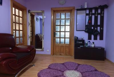 Apartament cu 2 camere decomandat în Central - 2