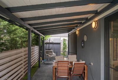 Casă cu 4 camere cu Garaj în Tunari - 3