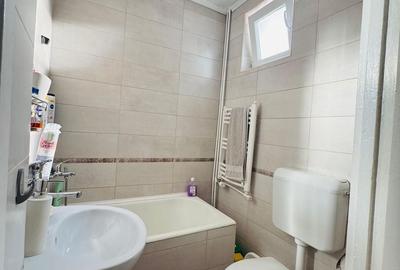 Apartament cu 2 camere semidecomandat în Valenta - 3