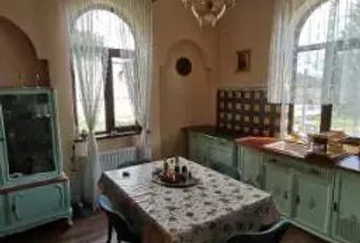 Conac de vanzare - 5