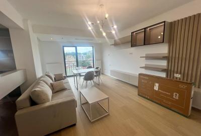 Apartament cu 2 camere decomandat în Trocadero