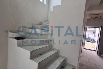 Casă individuală cu 4 camere cu Canalizare în Nord-Est - 12