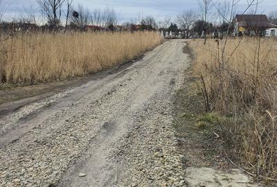 Teren de 1838 mp, în Spătaru - 1