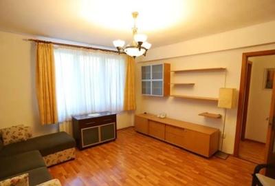 Apartament cu 3 camere semidecomandat, mobilat în Gara de Nord