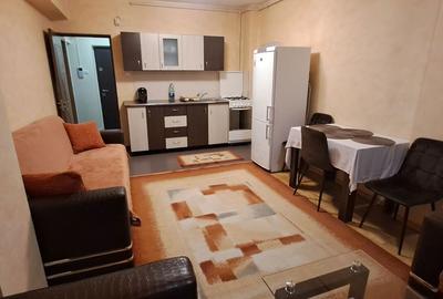 Garsonieră decomandată în Central - 2