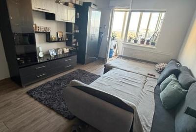 Apartament cu 2 camere semidecomandat, mobilat în Craiovița Nouă