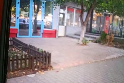 Inchiriez spa?iu comercial 24 m Hcc - 3