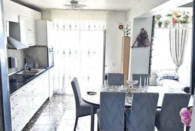 Casa tip duplex in zona Vivo ,187 mp utili - 2