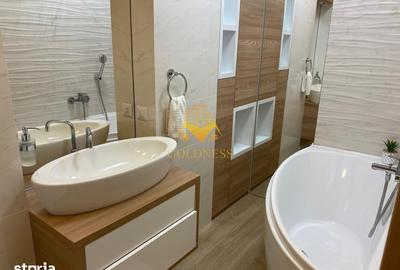 Apartament cu 5 camere în Plopilor - 13
