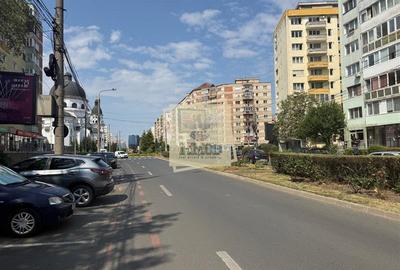 Apartament cu 4 camere decomandat în Mihai Viteazul