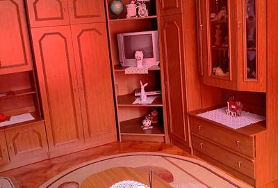 Apartament cu 2 camere nedecomandat în Central