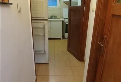 Birou 3 camere parter cladire interbelica Pache P-Plantelor - 10