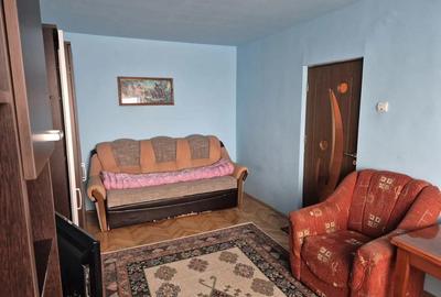 Apartament 2 camere cf 1 Dambu Pietros ,in spatele Postei, et 8 10, mobilat - 1