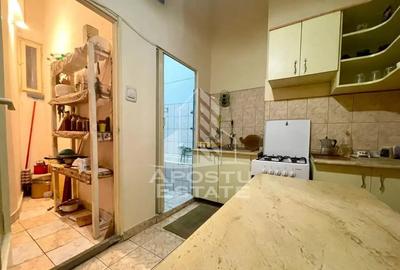 Apartament cu 3 camere semidecomandat în Central - 14