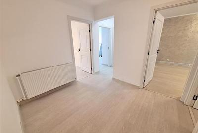 Apartament cu 3 camere decomandat în 9 Mai - 13
