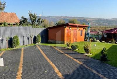 Casă cu 4 camere cu Teren 500 Mp în Central - 3