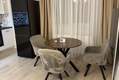 De închiriat apartament 2 camere  Apărătorii Patriei - 1