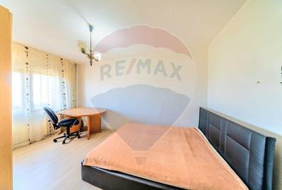 Apartament 3 camere, 96 mp, central, Sebis - exclusiv RE/MAX - 9