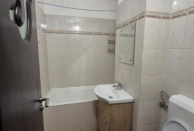 Timisoara 16, statie Sergent Moise, 38 mp, p/4 bl. IIMI, constr. 1982 - 4