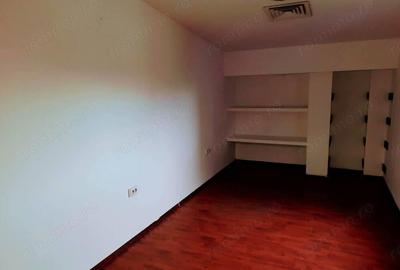 Cabina de vopsit si birouri de inchiriat - 7