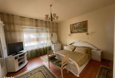 Casă cu 4 camere în Central - 1