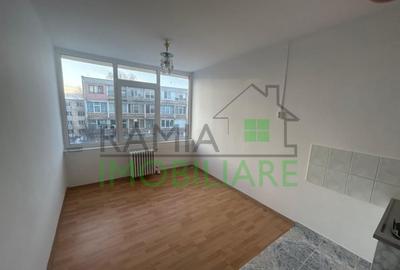 Garsoniera functionala in Tractorul – ideala pentru locuire sau investitie - 1