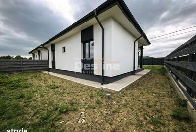 Casă cu 3 camere cu Teren 313 Mp în Ciurea